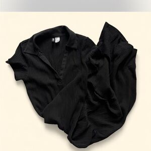 Divided Black Collared Top